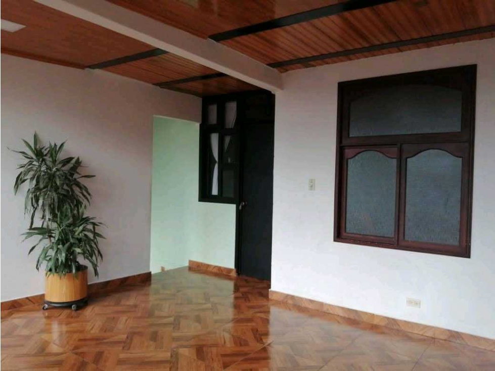 Casa en venta en El Portal De Las Americas, Bogotá · foto 3 de 24