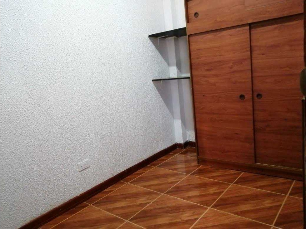 Casa en venta en El Portal De Las Americas, Bogotá · foto 6 de 24