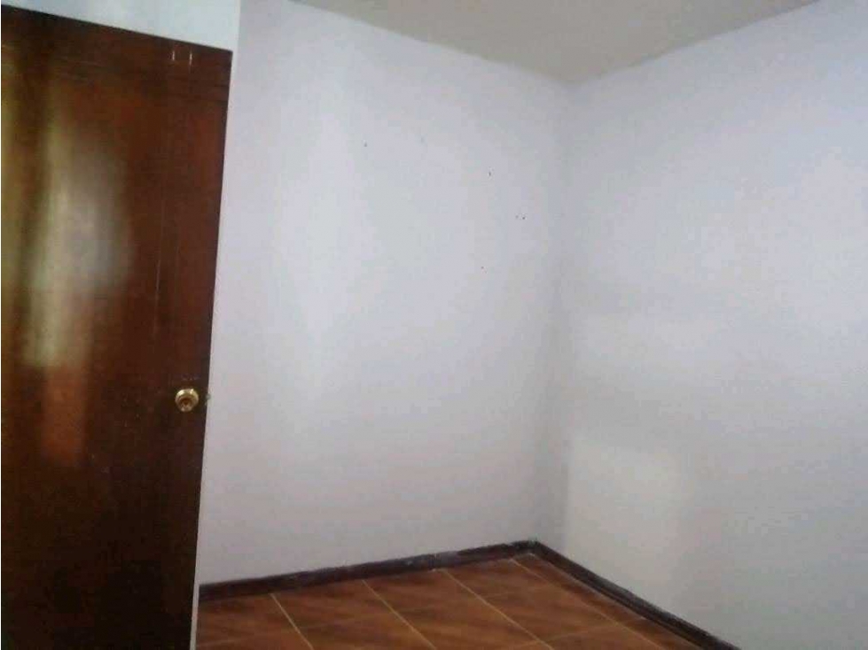 Casa en venta en El Portal De Las Americas, Bogotá · foto 18 de 24
