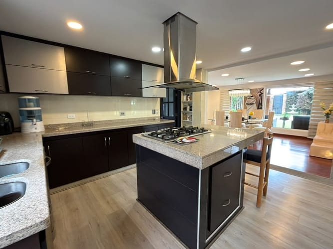 Casa de 5 alcobas en arriendo en Fagua, Chía, 700 m² · foto 13 de 24