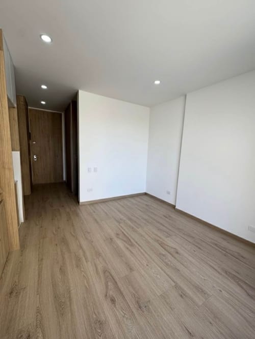 Apartaestudio en venta en Chico Norte, Bogotá, 24 m² · foto 9 de 10