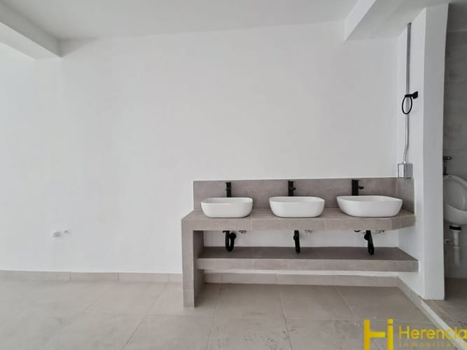 Local en arriendo en Los Angeles, Medellín, 150 m² · foto 6 de 10