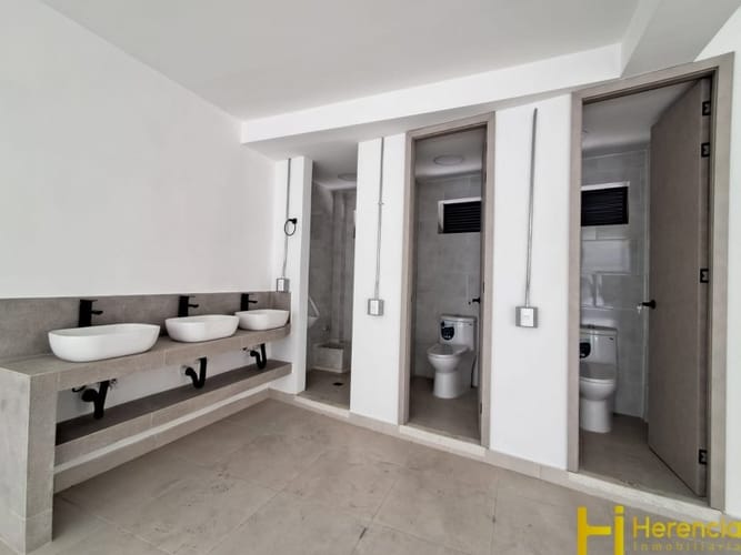 Local en arriendo en Los Angeles, Medellín, 150 m² · foto 7 de 10