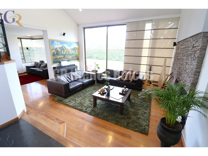Casa de 4 alcobas en venta en Rozo, Cota, 286 m² · foto 4 de 24