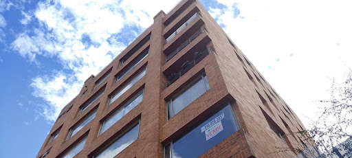 Apartamento en venta en La Carolina, Bogotá · foto 2 de 24
