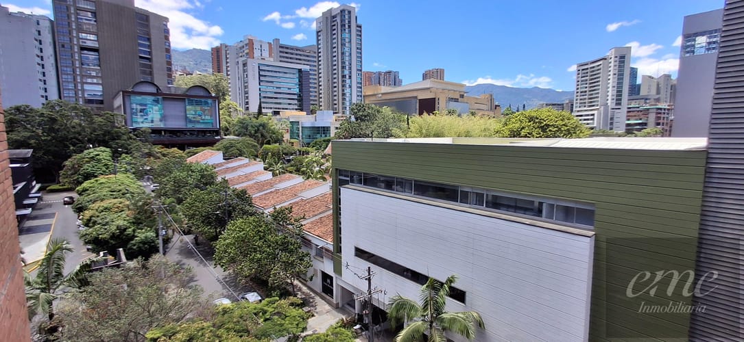 Apartamento en venta en Oviedo, Medellín · foto 9 de 24