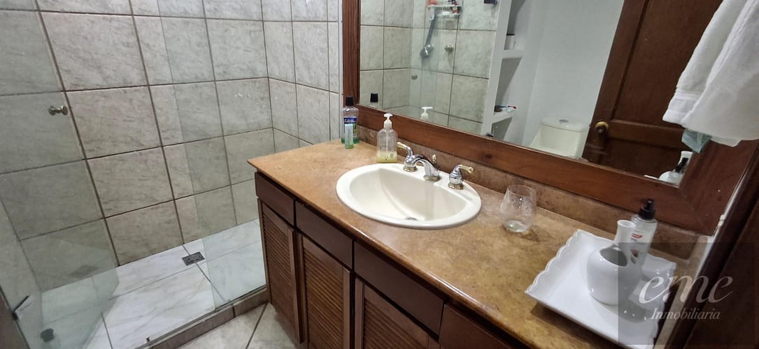 Apartamento en venta en Oviedo, Medellín · foto 10 de 24