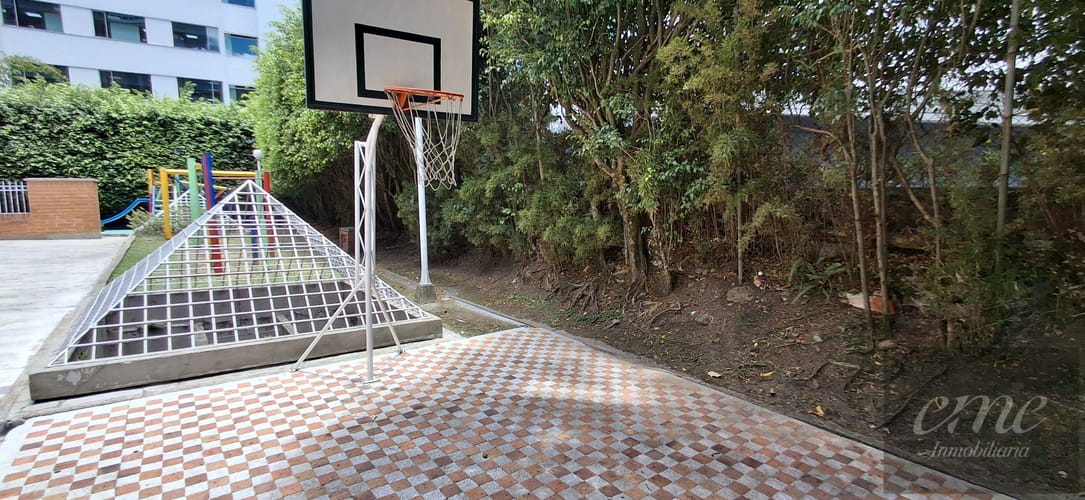 Apartamento en venta en Oviedo, Medellín · foto 22 de 24