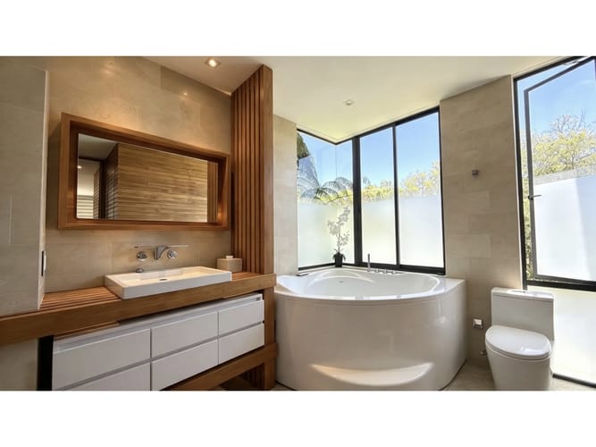 Casa de 4 alcobas en venta en Llano Grande, Rionegro, 750 m² · foto 23 de 24