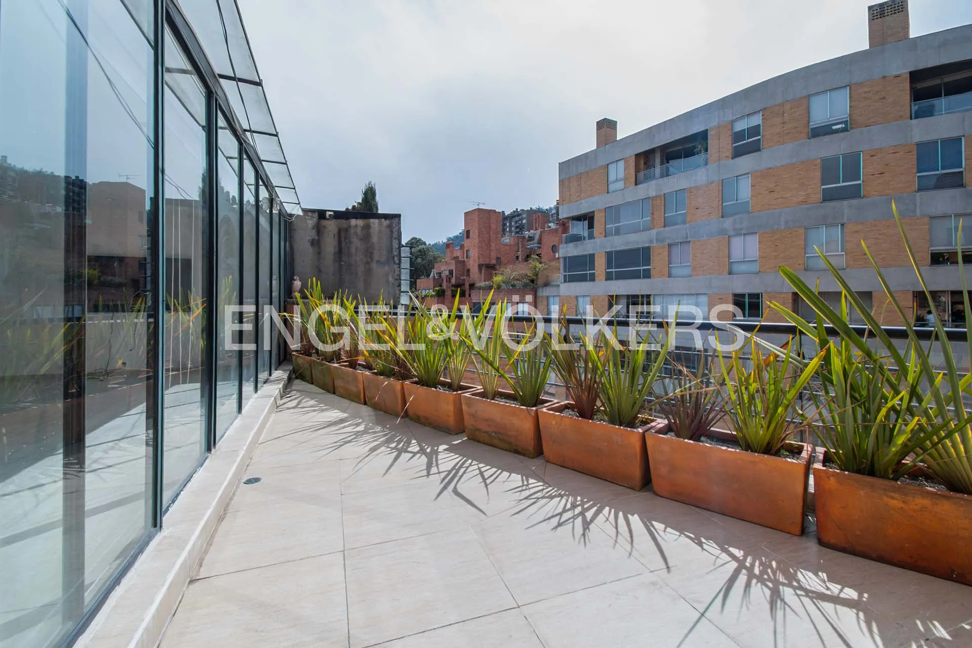 Apartamento en venta en Los Rosales, Bogotá · foto 18 de 19