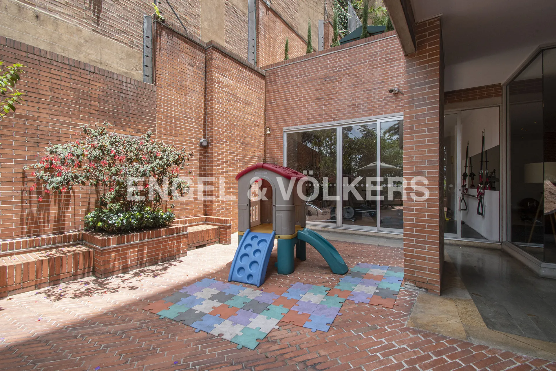 Apartamento en venta en Los Rosales, Bogotá · foto 24 de 24