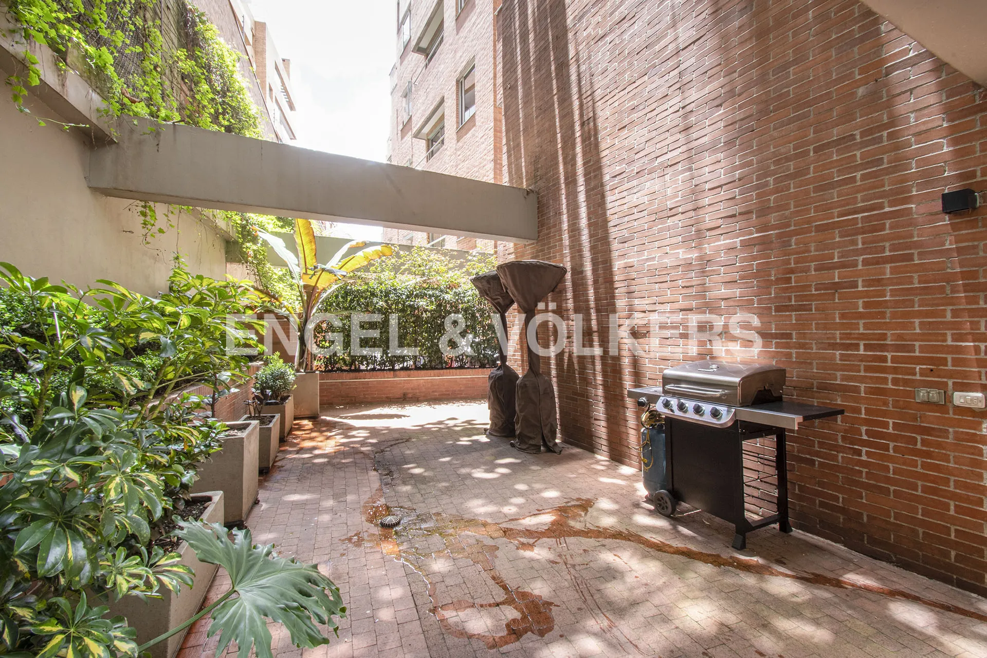 Apartamento en venta en Los Rosales, Bogotá · foto 22 de 24