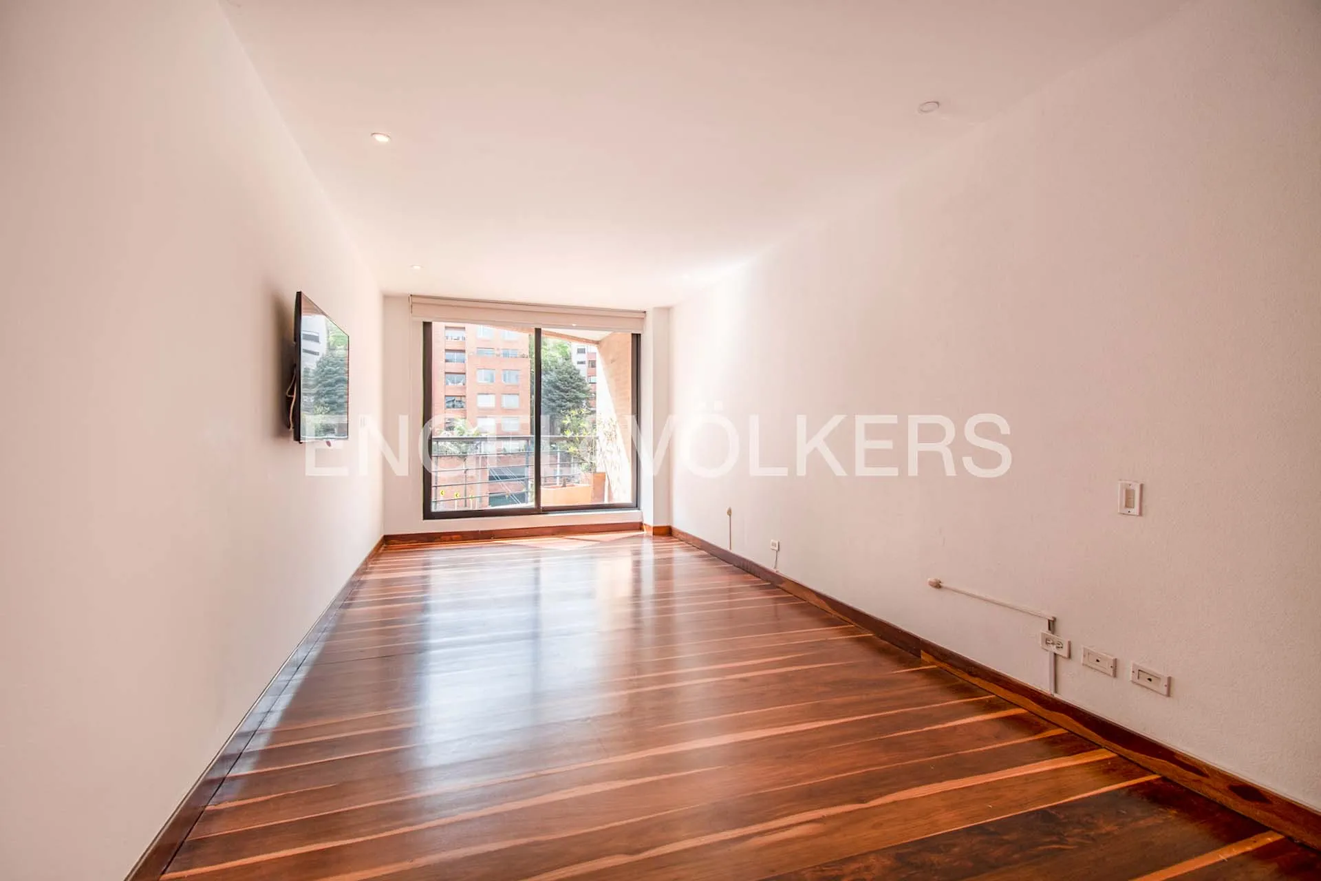 Apartamento en venta en Los Rosales, Bogotá · foto 8 de 19
