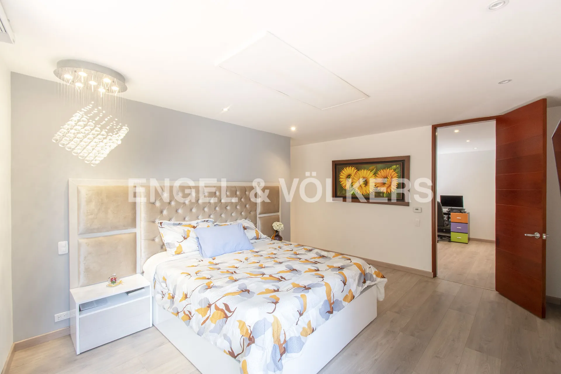 Apartamento en venta en Los Rosales, Bogotá · foto 13 de 24