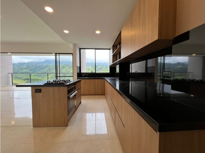 Casa de 3 alcobas en venta en Avenida Centenario, Armenia, 183 m² · foto 4 de 24