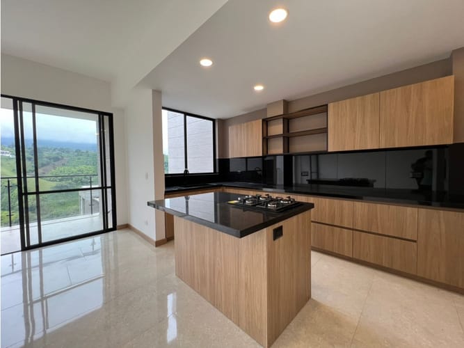 Casa de 3 alcobas en venta en Avenida Centenario, Armenia, 183 m² · foto 5 de 24