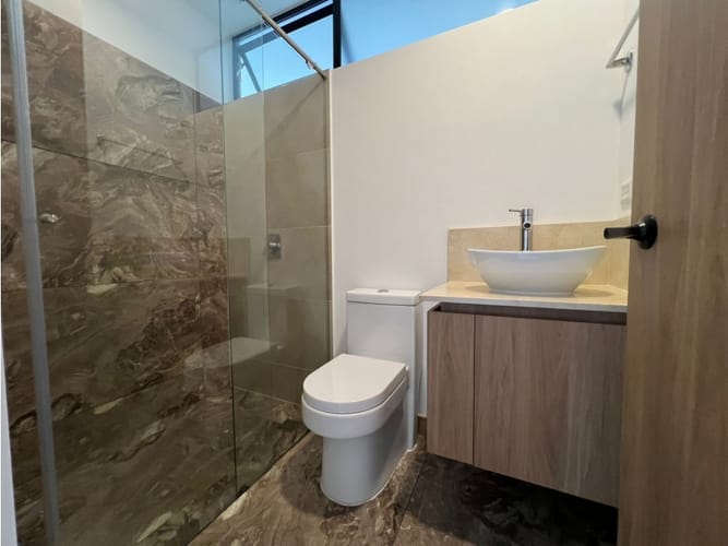 Casa de 3 alcobas en venta en Avenida Centenario, Armenia, 183 m² · foto 13 de 24