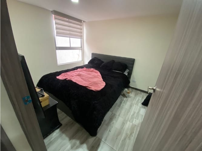 Apartamento de 2 alcobas en venta en Hayuelos, Bogotá, 43 m² · foto 4 de 14