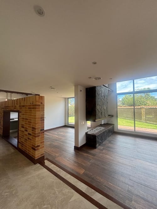 Casa de 4 alcobas en arriendo en Cr. Caminos De Chunugua, Cajicá, 400 m² · foto 4 de 24