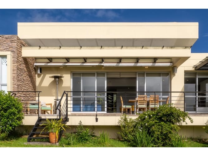 Casa de 4 alcobas en venta en La Violeta, Sopó, 290 m² · foto 3 de 24