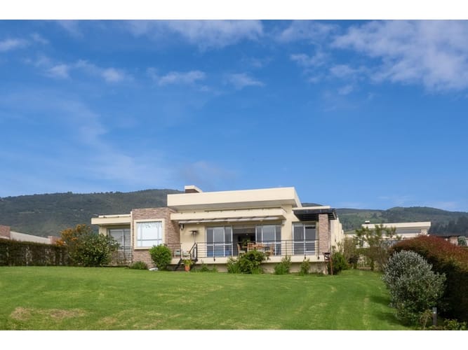 Casa de 4 alcobas en venta en La Violeta, Sopó, 290 m² · foto 6 de 24