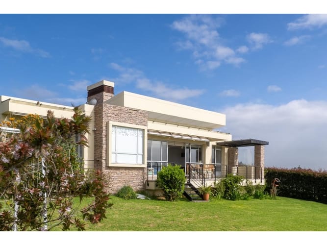 Casa de 4 alcobas en venta en La Violeta, Sopó, 290 m² · foto 10 de 24