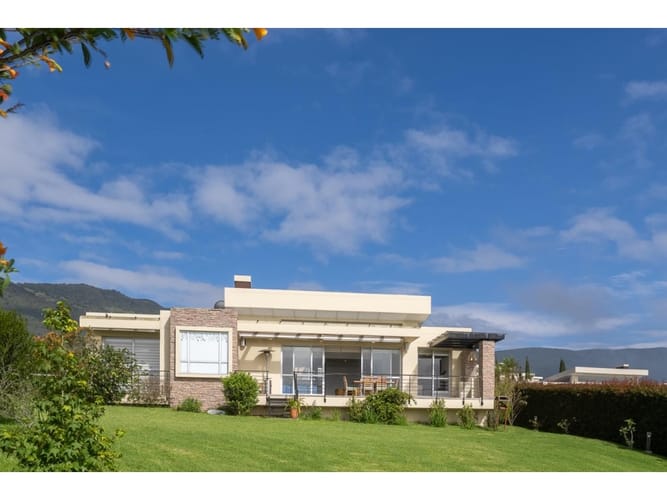 Casa de 4 alcobas en venta en La Violeta, Sopó, 290 m² · foto 12 de 24