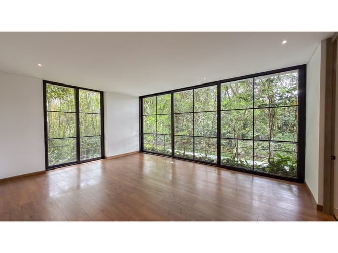 Apartamento de 3 alcobas en venta en El Poblado, Medellín, 335 m² · foto 3 de 20