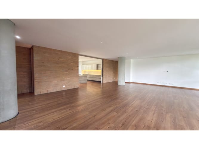 Apartamento de 3 alcobas en venta en El Poblado, Medellín, 335 m² · foto 7 de 20