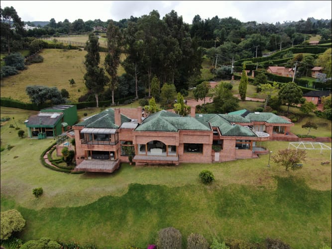 Casa en venta en Altos De Yerbabuena, Chía · foto 2 de 24