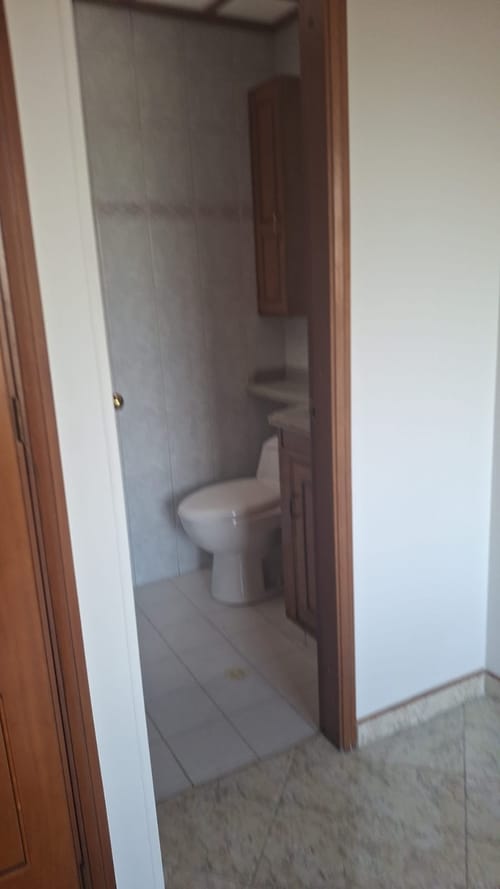 Apartamento de 3 alcobas en venta en Ciudad Salitre Oriental, Bogotá, 110 m² · foto 8 de 23