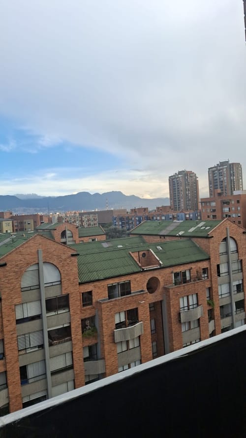 Apartamento de 3 alcobas en venta en Ciudad Salitre Oriental, Bogotá, 110 m² · foto 17 de 23
