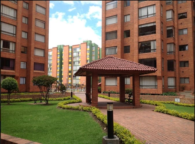 Apartamento de 3 alcobas en venta en Ciudad Salitre Oriental, Bogotá, 110 m² · foto 22 de 23