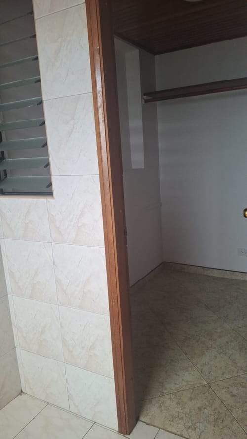 Apartamento de 3 alcobas en venta en Ciudad Salitre Oriental, Bogotá, 110 m² · foto 5 de 23
