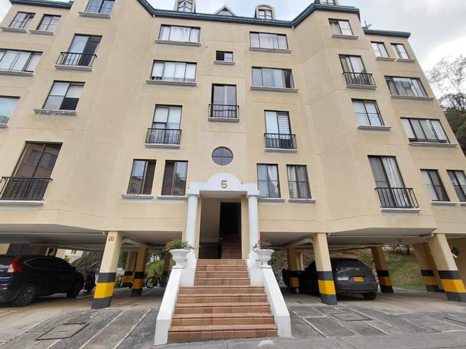Apartamento en venta en Cuarto De Legua - Guadalupe, Cali · foto 2 de 24