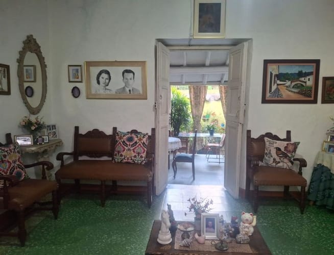Casa de 6 alcobas en venta en Antonia Santos Centro, Bucaramanga, 307 m² · foto 2 de 7