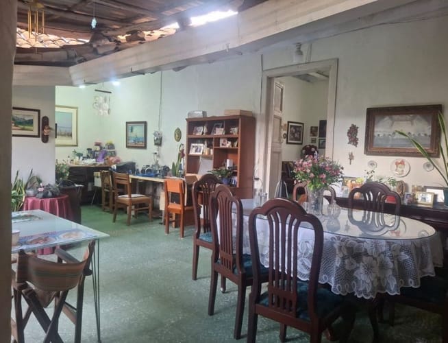 Casa de 6 alcobas en venta en Antonia Santos Centro, Bucaramanga, 307 m² · foto 6 de 7