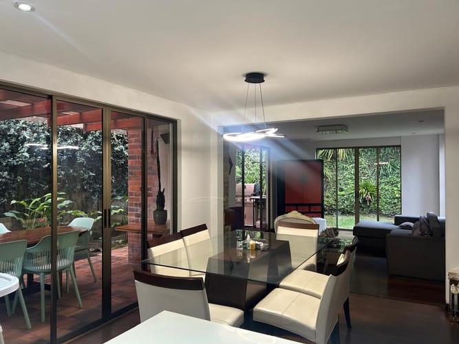 Casa de 4 alcobas en venta en San Cancio, Manizales, 234 m² · foto 4 de 24