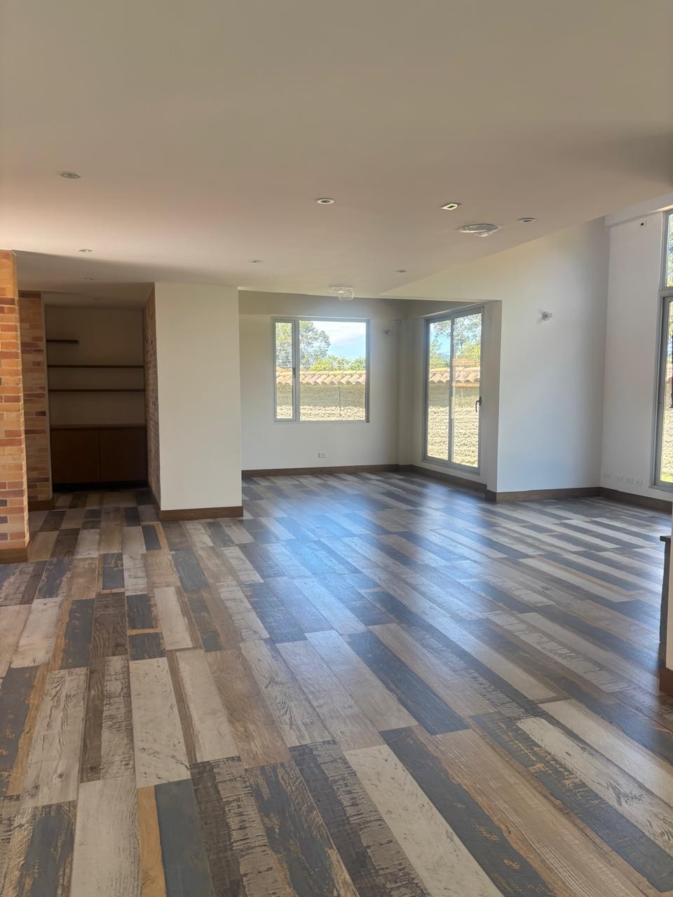 Casa en venta en Cr. Caminos De Chunugua, Cajicá · foto 3 de 24