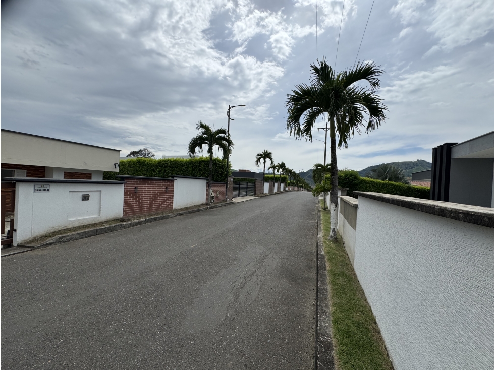 Casa en venta en Combia, Pereira · foto 2 de 18