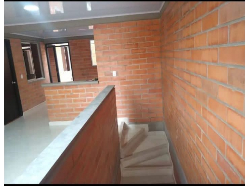 Casa en venta en La Hermosa Ii Etapa, Pereira · foto 2 de 6