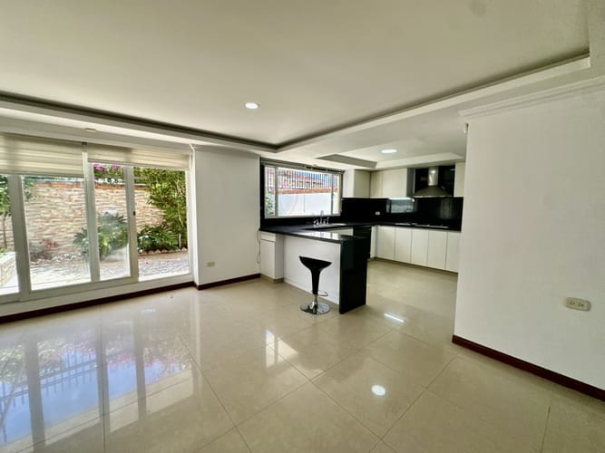 Casa de 4 alcobas en arriendo en Fredonia, Chía, 239 m² · foto 13 de 24