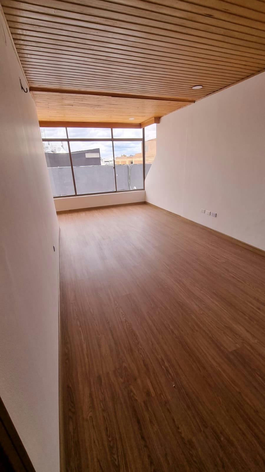 Apartamento en venta en Santa Barbara, Bogotá · foto 3 de 16