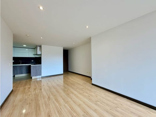 Apartamento de 2 alcobas en venta en Cedritos, Bogotá, 82 m² · foto 10 de 22