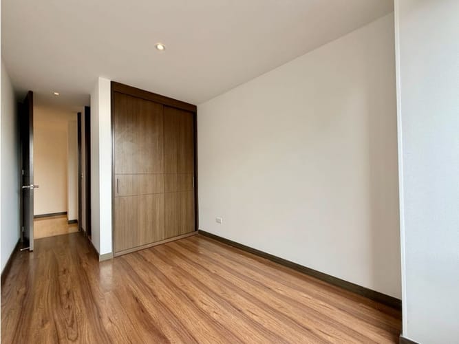 Apartamento de 2 alcobas en venta en Cedritos, Bogotá, 82 m² · foto 16 de 22
