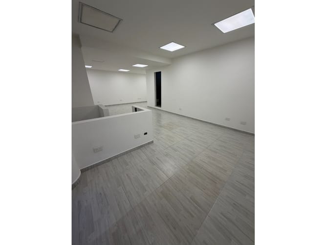 Local en arriendo en Noel, Medellín, 47 m² · foto 3 de 5