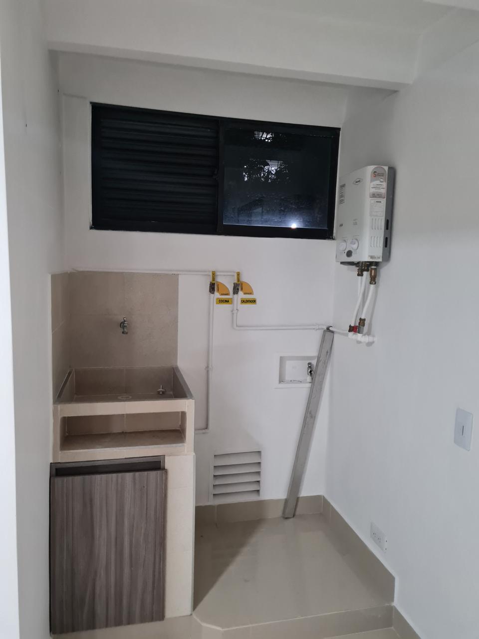 Apartamento en venta en La Milagrosa, Medellín · foto 19 de 20