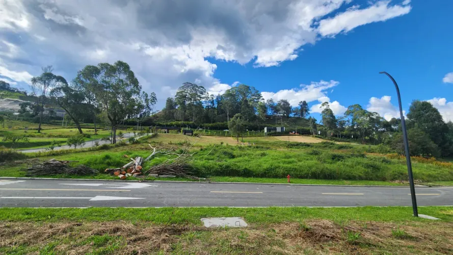 Lote en venta en El Tambo, La Ceja, 800 m² · foto 4 de 12