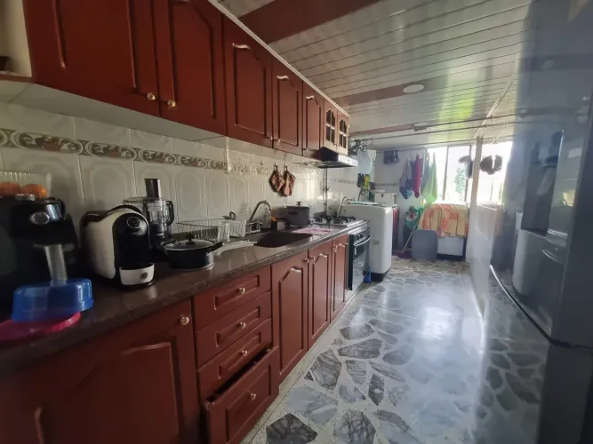 Apartamento de 3 alcobas en venta en Laureles, Medellín, 102 m² · foto 10 de 18
