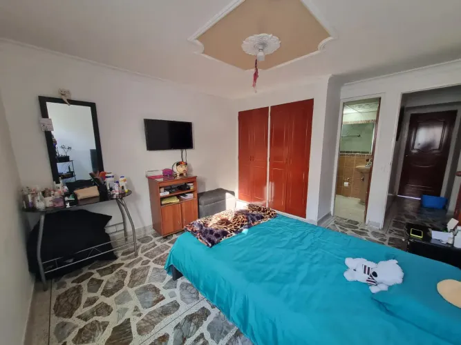 Apartamento de 3 alcobas en venta en Laureles, Medellín, 102 m² · foto 14 de 18